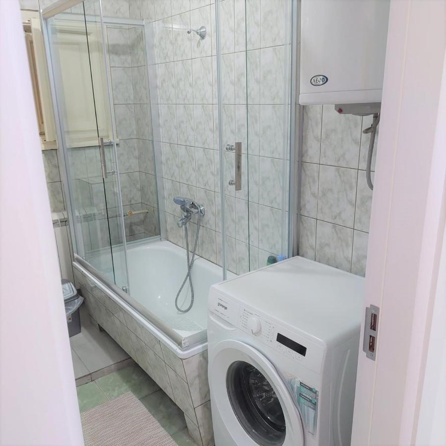 City Lux Square Apartments Skopje Extérieur photo